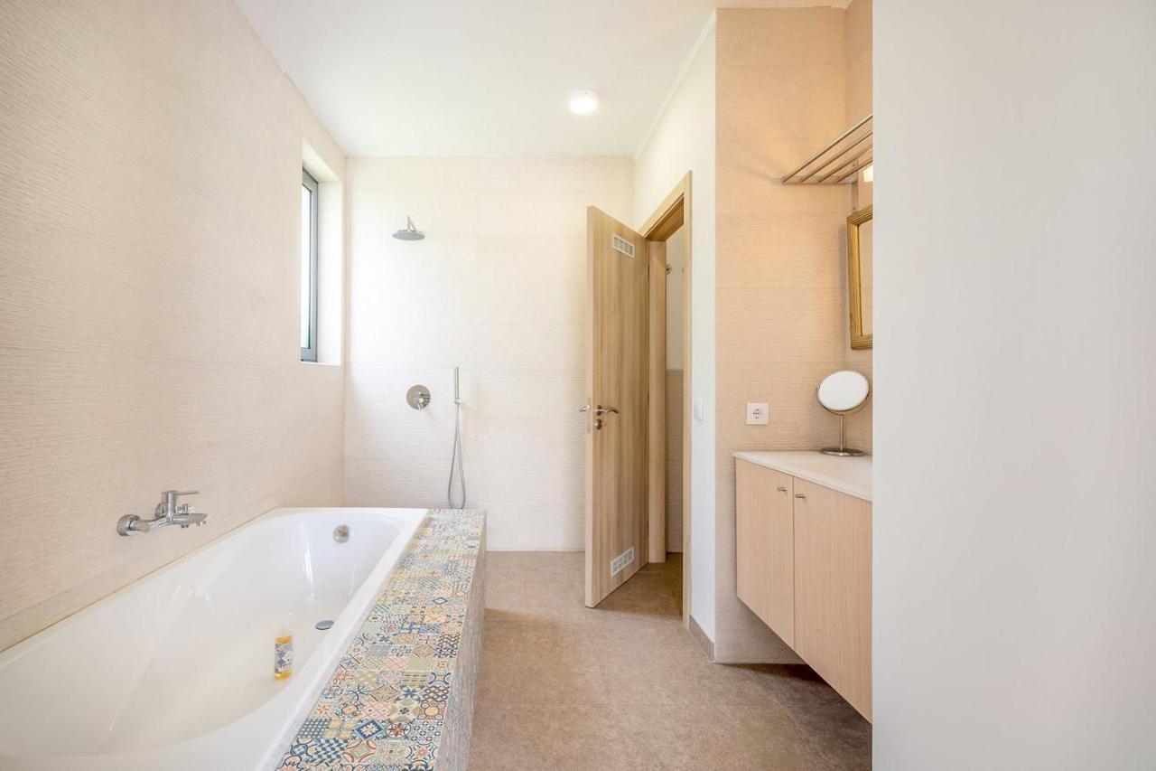 Guestready - Luxury Beach Villa With Private Pool Mafra Exterior foto